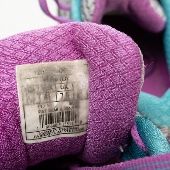 BROOKS Adrenaline GTS 17 silver purple running shoes size 9.5 - Picture 10 of 12